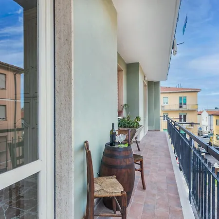 Artista By Interhome Cecina (Livorno)