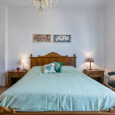 Artista By Interhome *